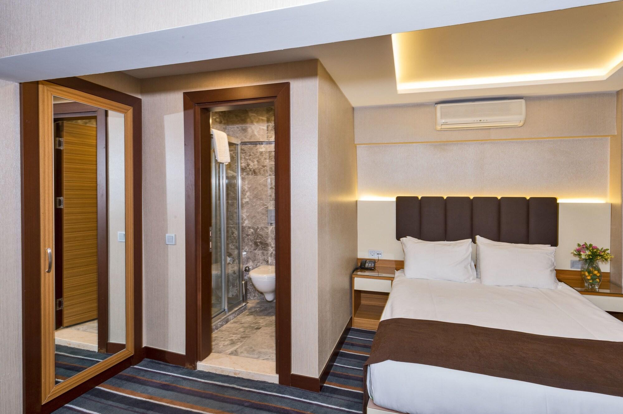 Bergama Hotel Old City Istanbul Exterior photo